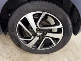 Peugeot 108 1.0 e- VTi Envy 71.895 km +NAP NL- auto thumbnail 16