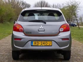 Mitsubishi Space Star thumbnail 9