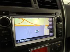 Toyota Verso-S thumbnail 12