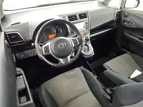 Toyota Verso-S thumbnail 5