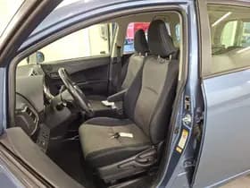 Toyota Verso-S thumbnail 6