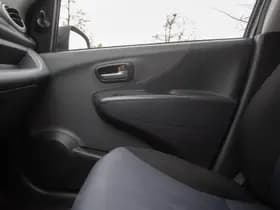 Suzuki Alto thumbnail 18