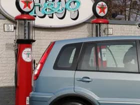 Ford Fusion thumbnail 10