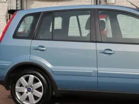 Ford Fusion 1.6- 16V Futura Automaat 87.200 +NAP NL- auto thumbnail 11