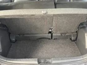 Toyota Yaris 1.3 VVTi Aspiration 67.600 km +NAP NL- auto thumbnail 16