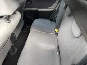 Toyota Yaris 1.3 VVTi Aspiration 67.600 km +NAP NL- auto thumbnail 6