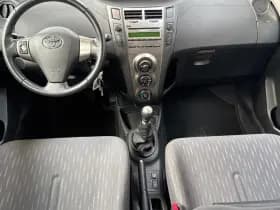 Toyota Yaris 1.3 VVTi Aspiration 67.600 km +NAP NL- auto thumbnail 7