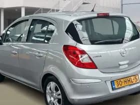 Opel Corsa 1.2- 16V Enjoy Automaat 1e Eig. 17.000 km +NAP NL- auto thumbnail 4