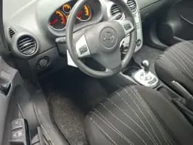 Opel Corsa 1.2- 16V Enjoy Automaat 1e Eig. 17.000 km +NAP NL- auto thumbnail 5