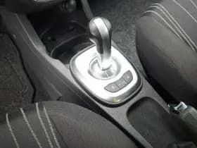 Opel Corsa 1.2- 16V Enjoy Automaat 1e Eig. 17.000 km +NAP NL- auto thumbnail 8