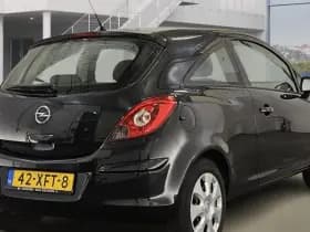 Opel Corsa 1.2- 16V Color Edition 1e Eig. 41.200 km +NAP NL- auto thumbnail 3