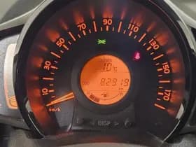 Citroen C1 1.0 e- VTi Feel 82.900 km +NAP NL- auto thumbnail 11