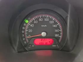 Suzuki Alto thumbnail 11
