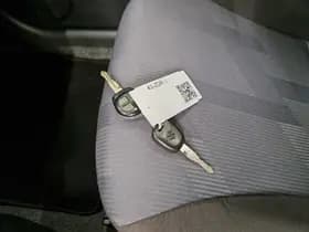 Suzuki Alto thumbnail 17