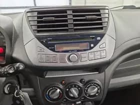 Suzuki Alto thumbnail 10