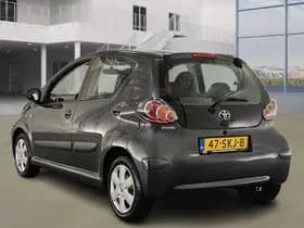 Toyota Aygo 1.0- 12V Comfort Navigator 90.400 km +NAP NL- auto thumbnail 4