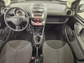 Toyota Aygo 1.0- 12V Comfort Navigator 90.400 km +NAP NL- auto thumbnail 8