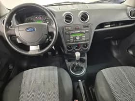 Ford Fusion 1.6- 16V Futura 83.500 km +NAP NL- auto thumbnail 8