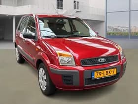 Ford Fusion thumbnail 2