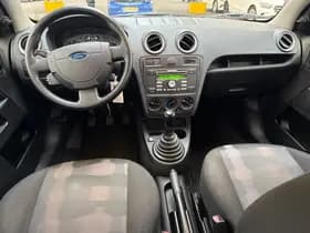 Ford Fusion thumbnail 7