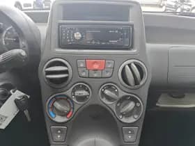 Fiat Panda thumbnail 9