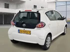 Toyota Aygo thumbnail 3