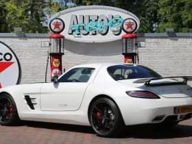 Mercedes-Benz SLS V8 6.3 AMG GT Final Edition thumbnail 3