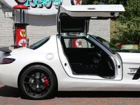 Mercedes-Benz SLS V8 6.3 AMG GT Final Edition thumbnail 21