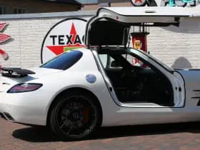 Mercedes-Benz SLS V8 6.3 AMG GT Final Edition thumbnail 29