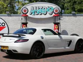 Mercedes-Benz SLS V8 6.3 AMG GT Final Edition thumbnail 4