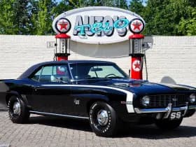 Chevrolet Camaro V8 SS thumbnail 2