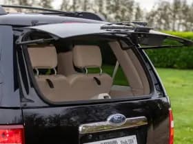 Ford Explorer 4.0 V6 XLT 4x4 SUV thumbnail 10