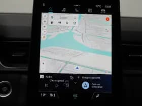 Renault Captur thumbnail 16