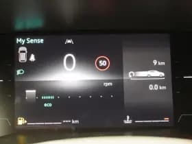 Renault Clio thumbnail 12