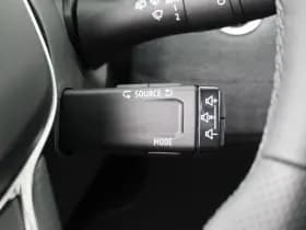 Renault Clio thumbnail 16