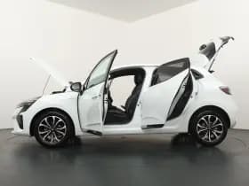 Renault Clio thumbnail 21