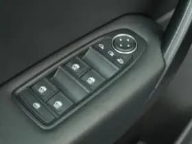 Renault Captur thumbnail 7