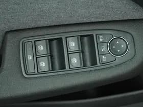 Renault Clio thumbnail 7