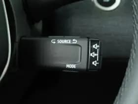 Renault Clio thumbnail 16