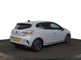 Renault Clio thumbnail 2