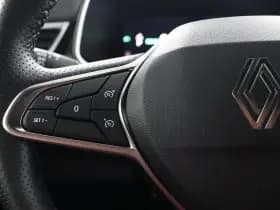 Renault Clio thumbnail 16