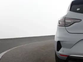 Renault Clio thumbnail 33