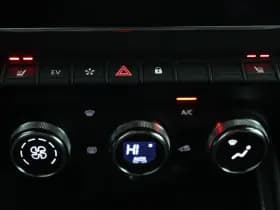 Renault Clio thumbnail 6