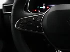 Renault Clio thumbnail 16
