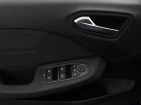 Renault Clio thumbnail 23