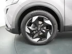 Renault Captur thumbnail 16