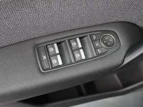 Renault Captur thumbnail 26
