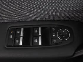 Renault Captur thumbnail 22