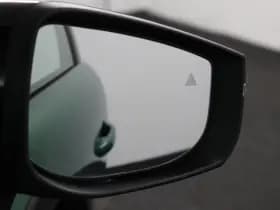 Renault Clio thumbnail 36