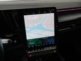 Renault Austral thumbnail 11